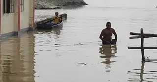 উজানের ঢল ও টানা বৃষ্টিতে চার জেলায় বন্যা পরিস্থিতির অবনতি